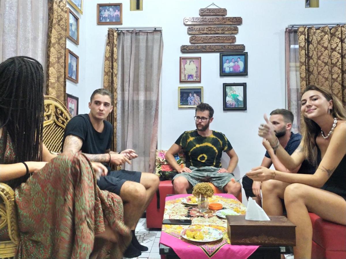 Griya Backpacker Pak Yon Bed and Breakfast Μαλάνγκ Εξωτερικό φωτογραφία