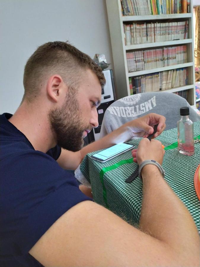 Griya Backpacker Pak Yon Bed and Breakfast Μαλάνγκ Εξωτερικό φωτογραφία
